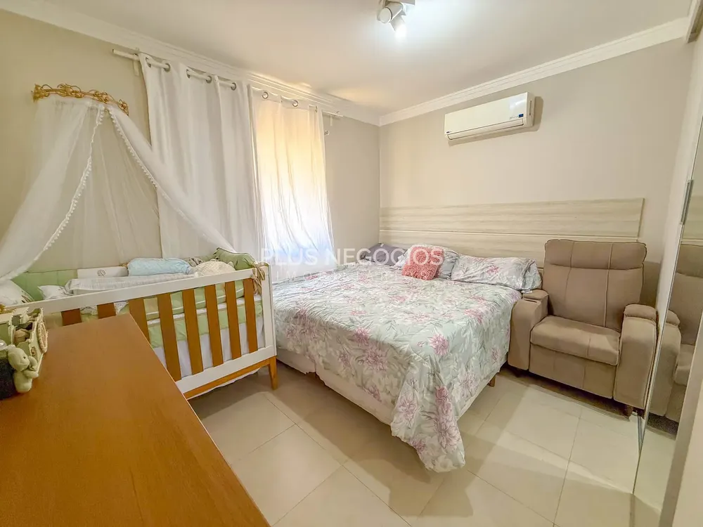 Casa, 3 quartos, 175 m² - Foto 1