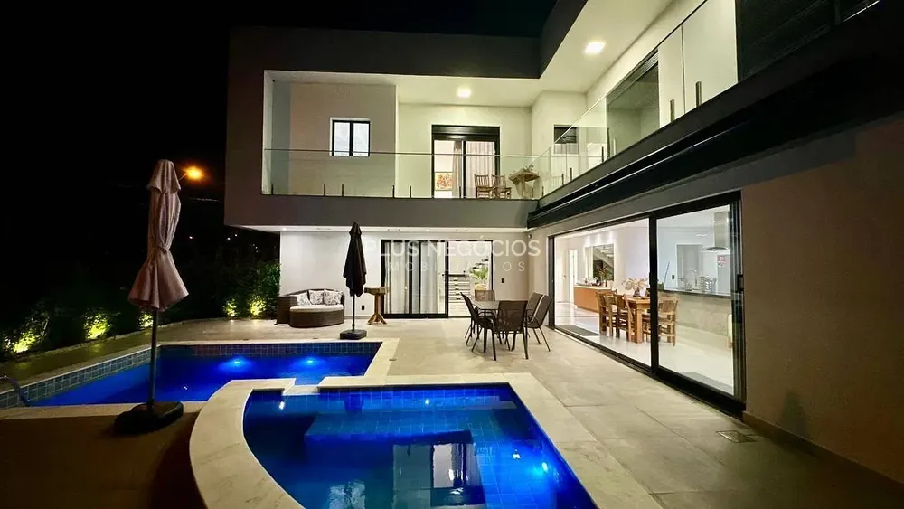 Casa, 3 quartos, 280 m² - Foto 1