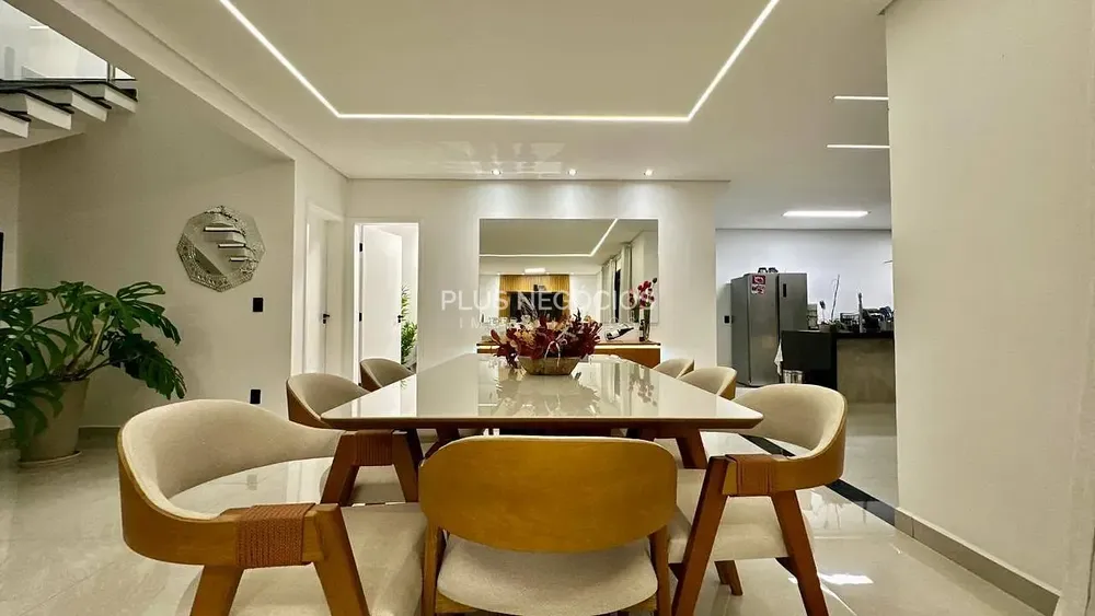 Casa, 3 quartos, 280 m² - Foto 7