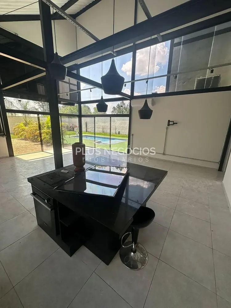 Casa, 3 quartos, 320 m² - Foto 1