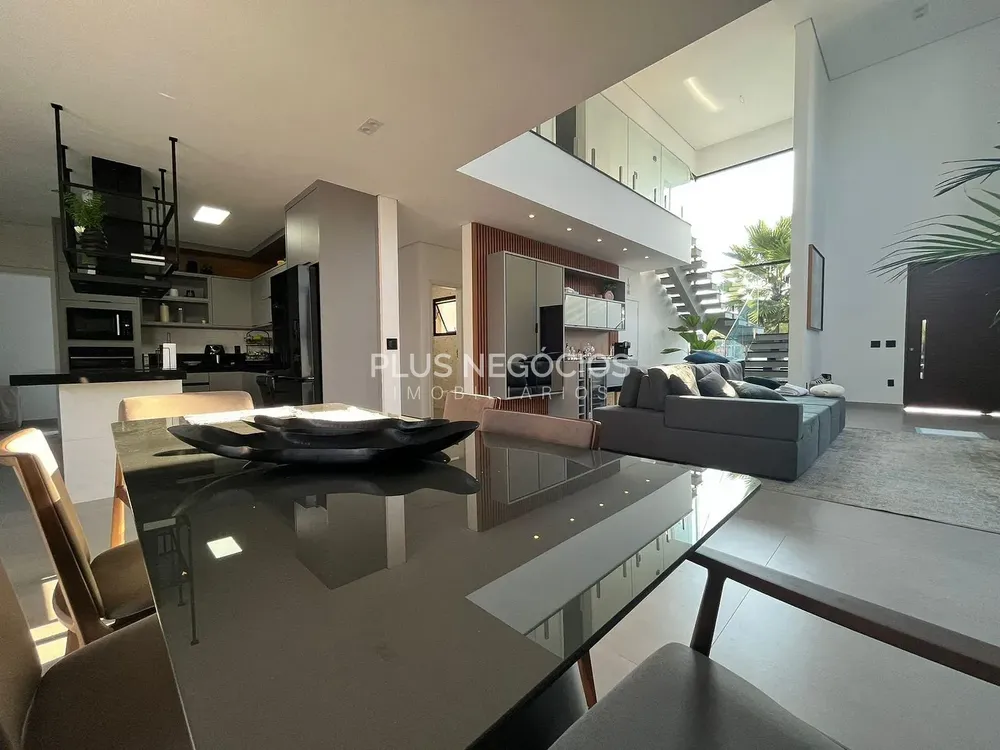 Casa, 3 quartos, 326 m² - Foto 7