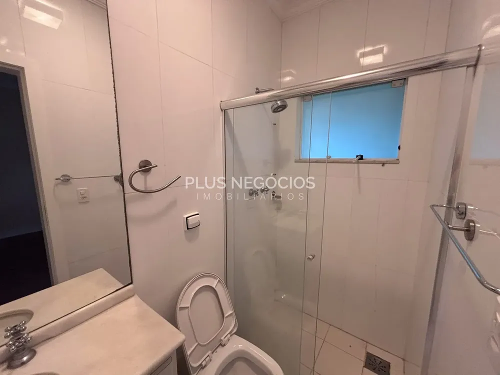 Casa, 4 quartos, 329 m² - Foto 1