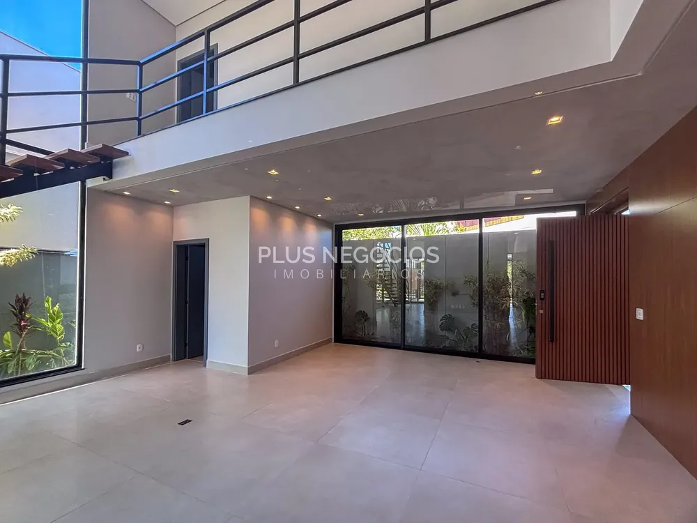Casa, 4 quartos, 355 m² - Foto 1