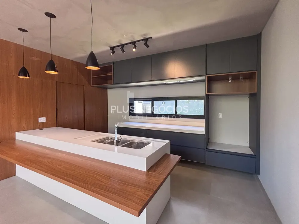 Casa, 4 quartos, 355 m² - Foto 2