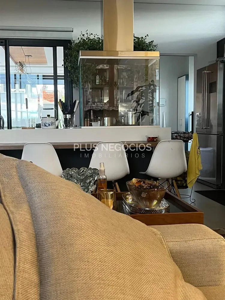 Casa, 4 quartos, 311 m² - Foto 2