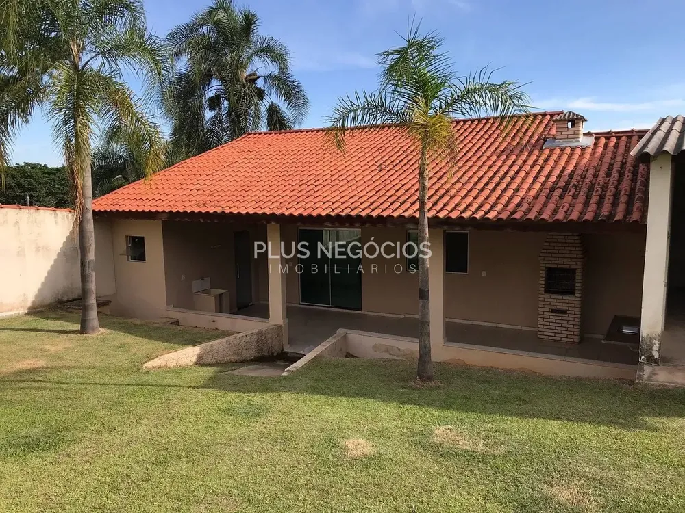 Chácara, 4 quartos, 800 m² - Foto 2