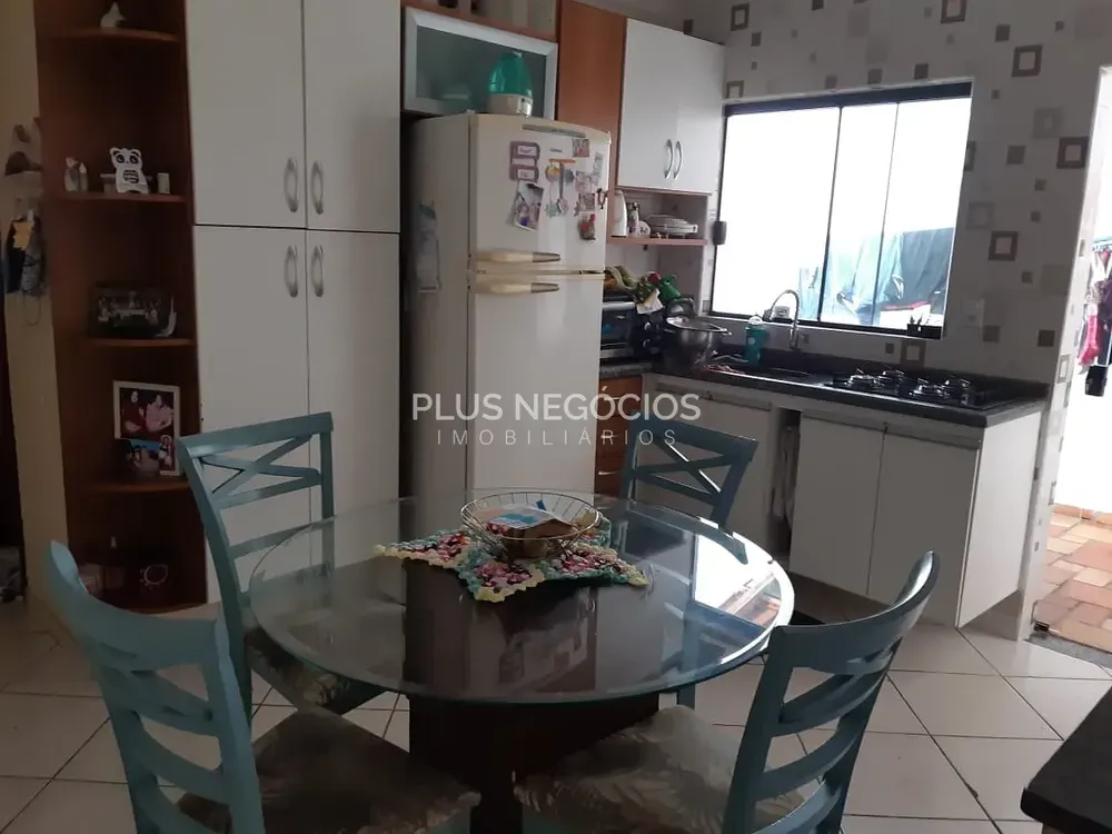 Casa, 2 quartos, 150 m² - Foto 2
