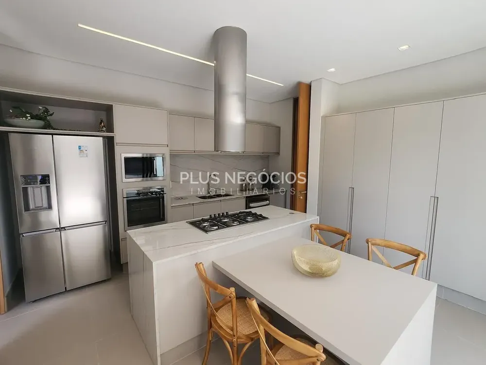 Casa, 3 quartos, 390 m² - Foto 1