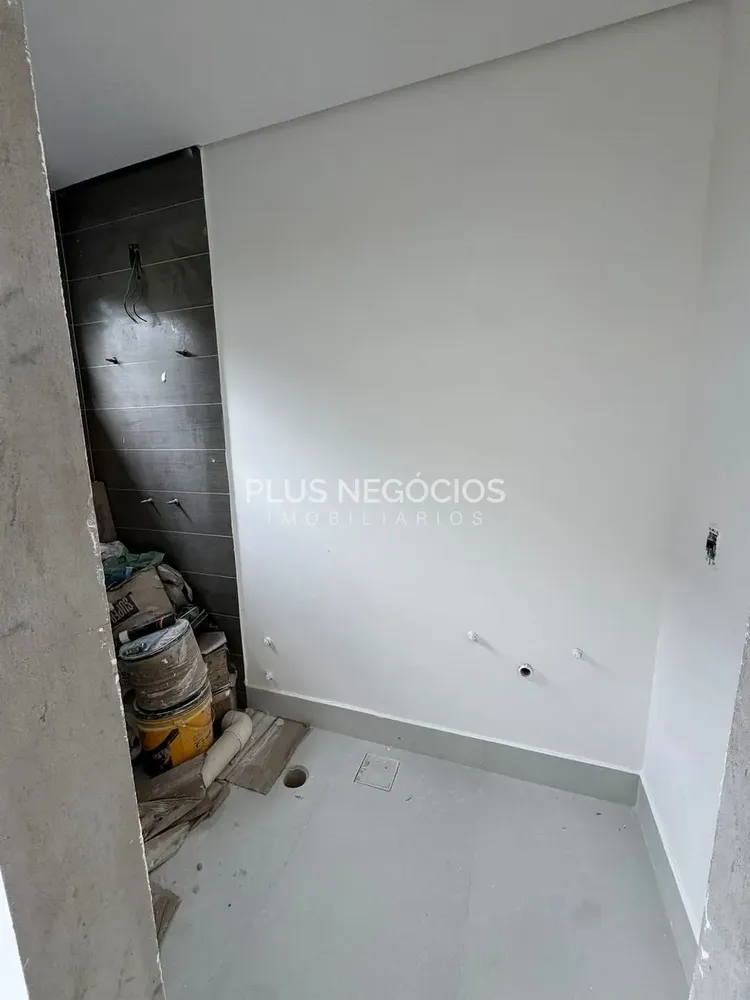 Casa, 3 quartos, 195 m² - Foto 2