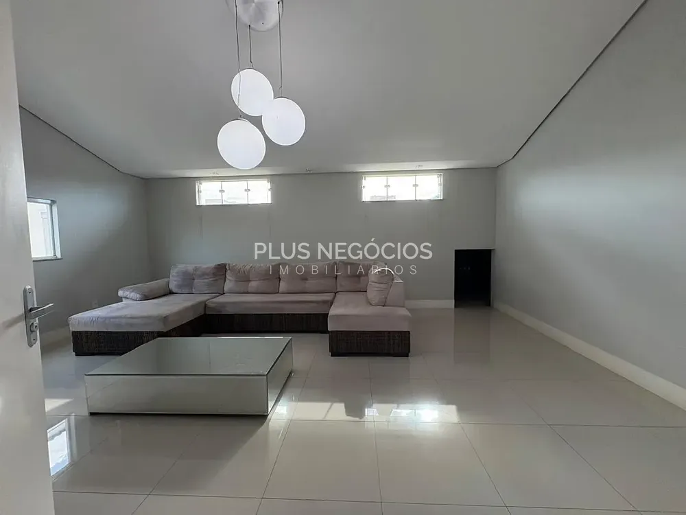 Casa, 4 quartos, 427 m² - Foto 1