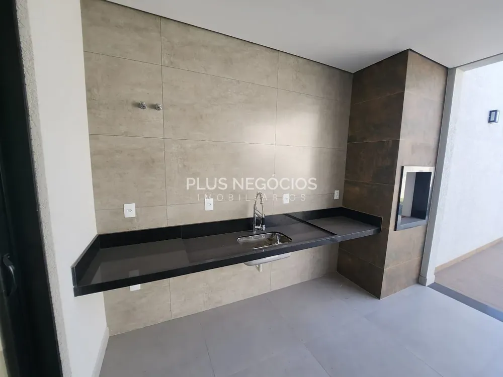 Casa, 3 quartos, 240 m² - Foto 1