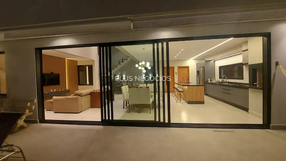 Sobrado, 3 quartos, 275 m² - Foto 6