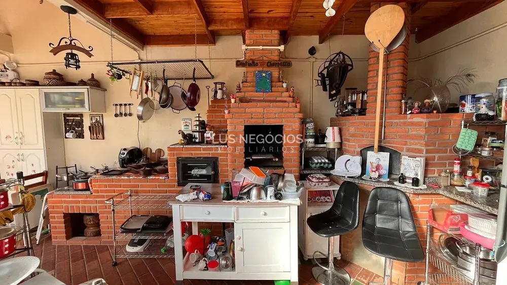 Casa, 3 quartos, 213 m² - Foto 4