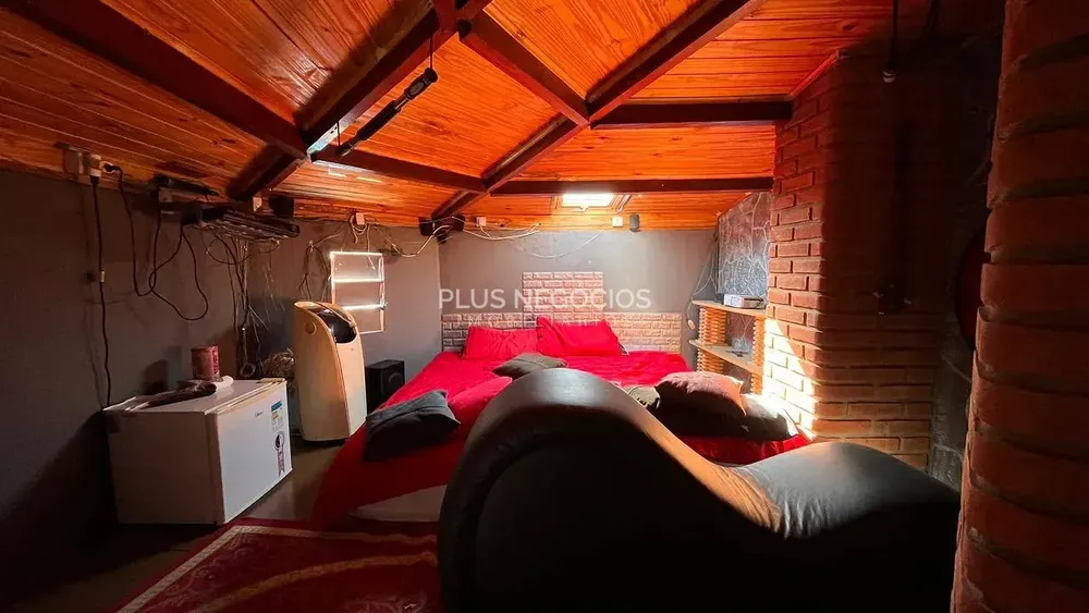 Casa, 3 quartos, 213 m² - Foto 3
