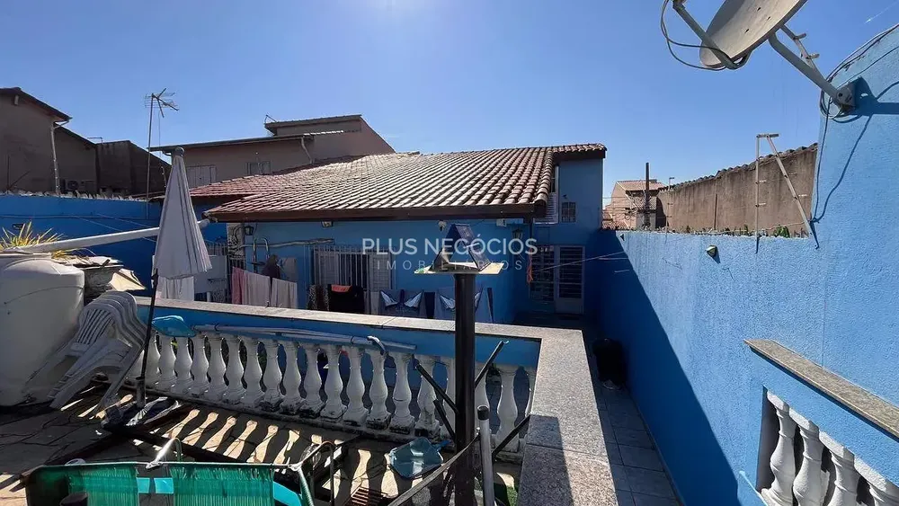 Casa, 3 quartos, 213 m² - Foto 2