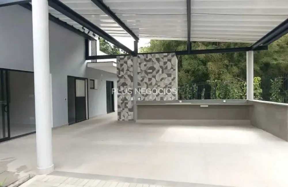 Casa, 4 quartos, 222 m² - Foto 2