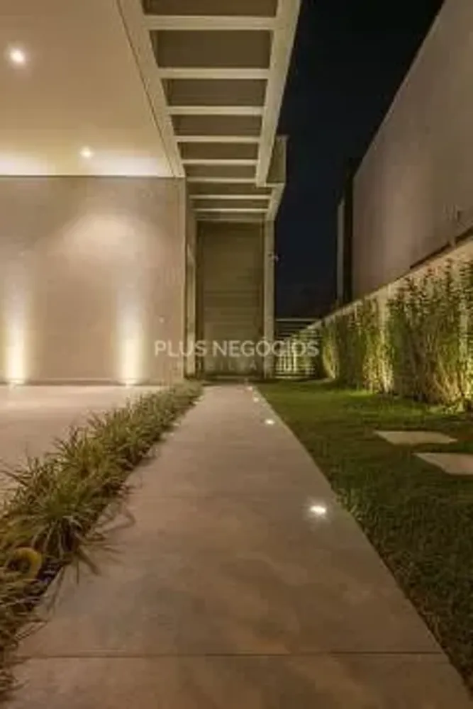 Casa, 3 quartos, 233 m² - Foto 1