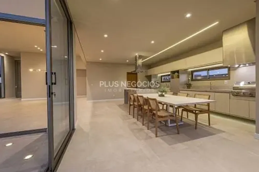 Casa, 3 quartos, 233 m² - Foto 4