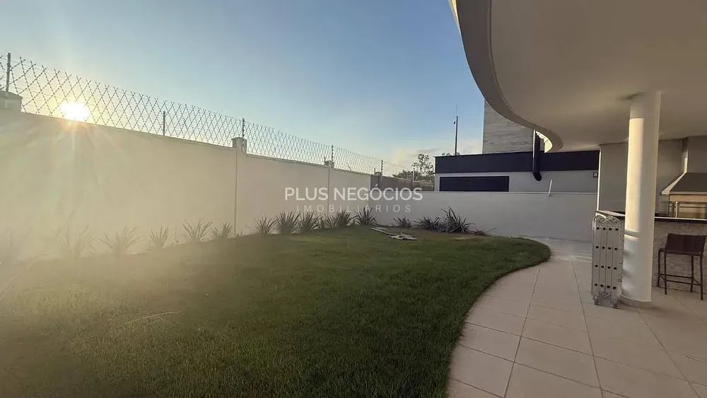 Casa, 3 quartos, 224 m² - Foto 3