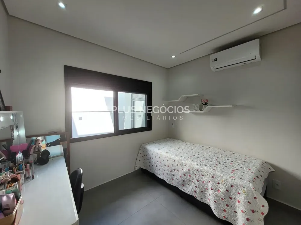Casa, 3 quartos, 177 m² - Foto 1