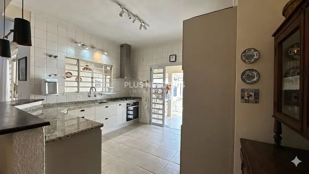 Casa, 3 quartos, 353 m² - Foto 4