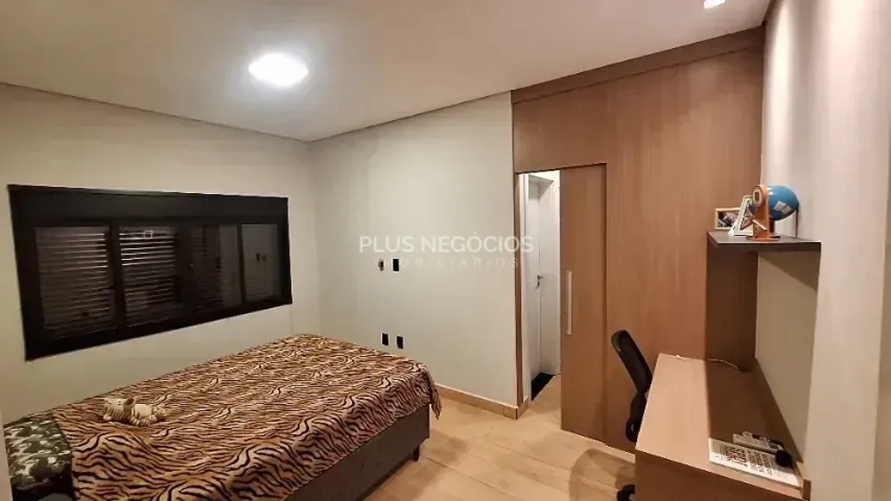 Casa, 3 quartos, 303 m² - Foto 11