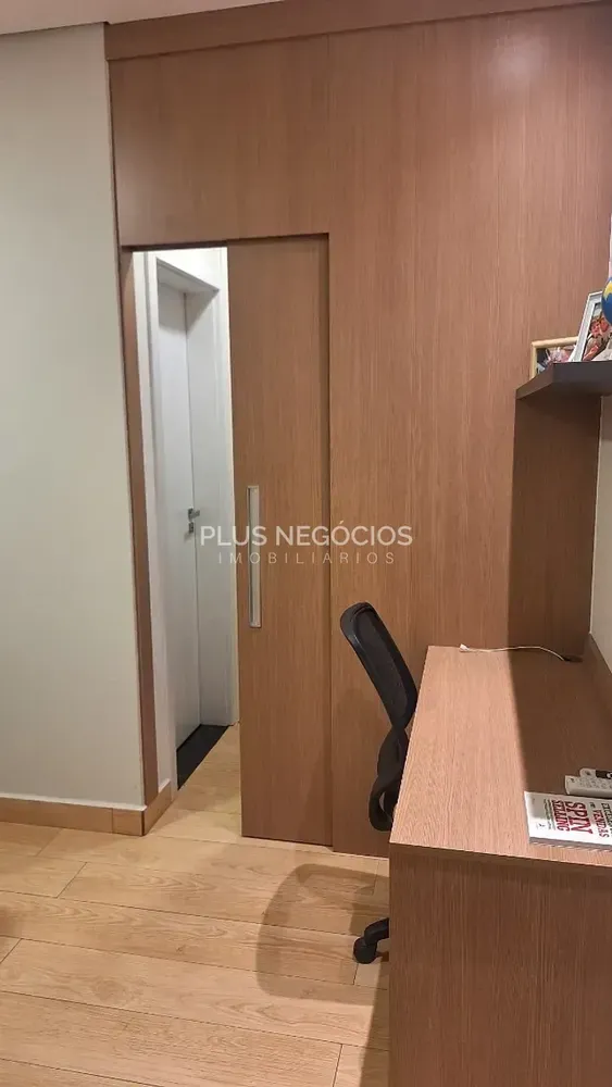 Casa, 3 quartos, 303 m² - Foto 1