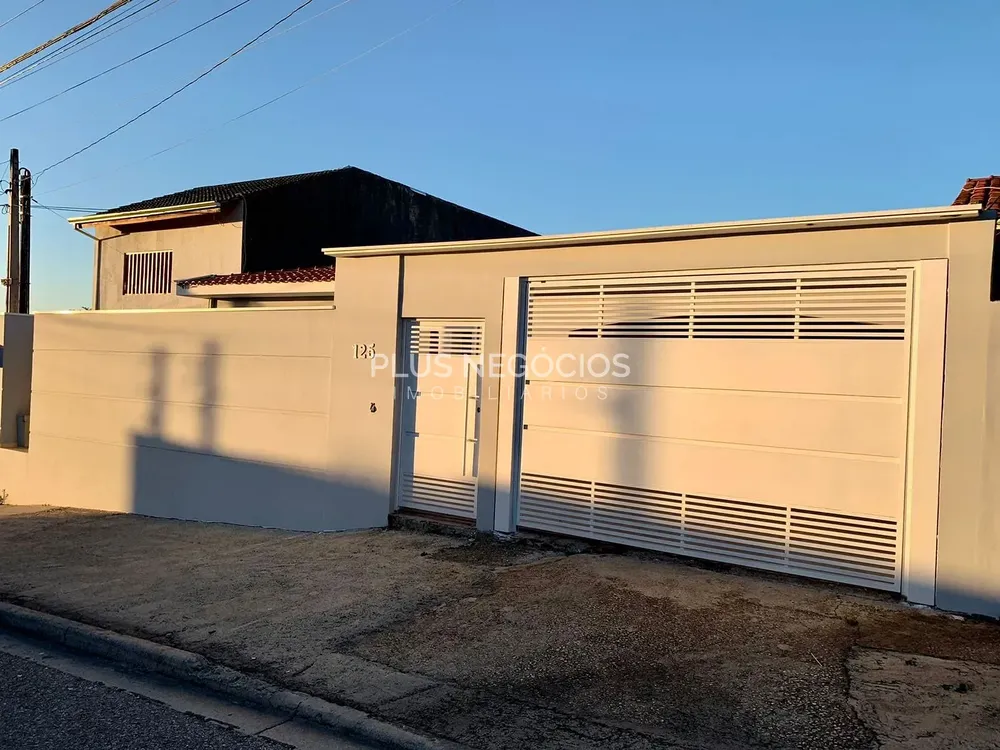 Casa, 3 quartos, 340 m² - Foto 1