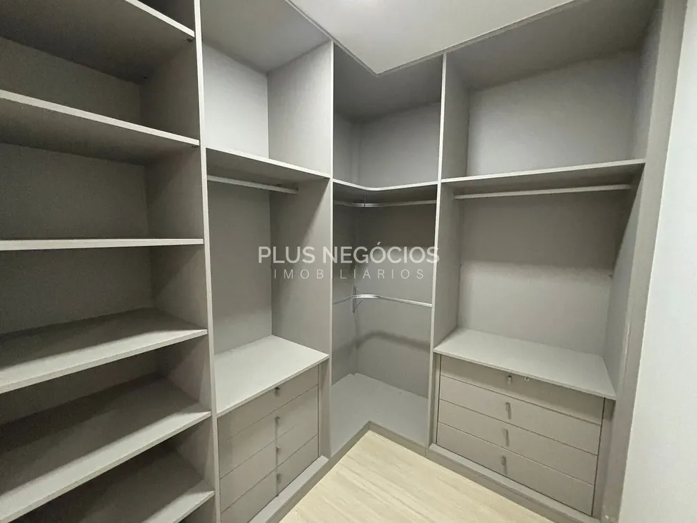 Casa, 3 quartos, 319 m² - Foto 6