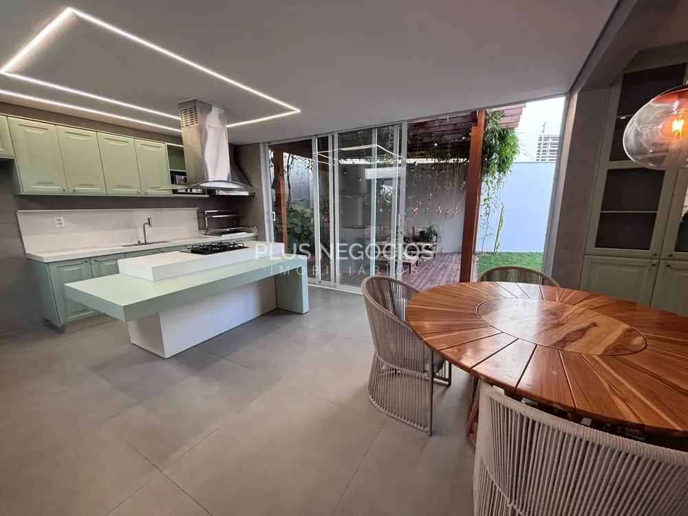 Casa, 3 quartos, 155 m² - Foto 2