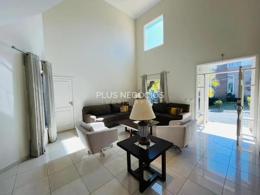 Casa, 4 quartos, 490 m² - Foto 1