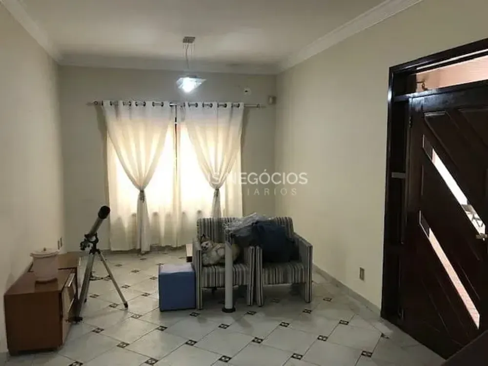 Sobrado, 3 quartos, 330 m² - Foto 2