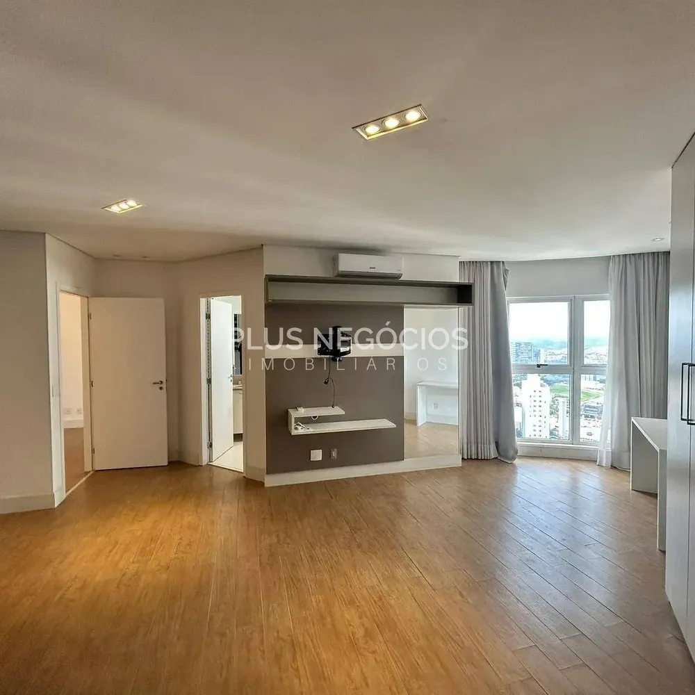 Apartamento, 3 quartos, 194 m² - Foto 2