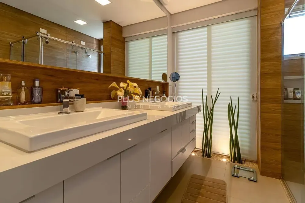 Casa, 4 quartos, 349 m² - Foto 2