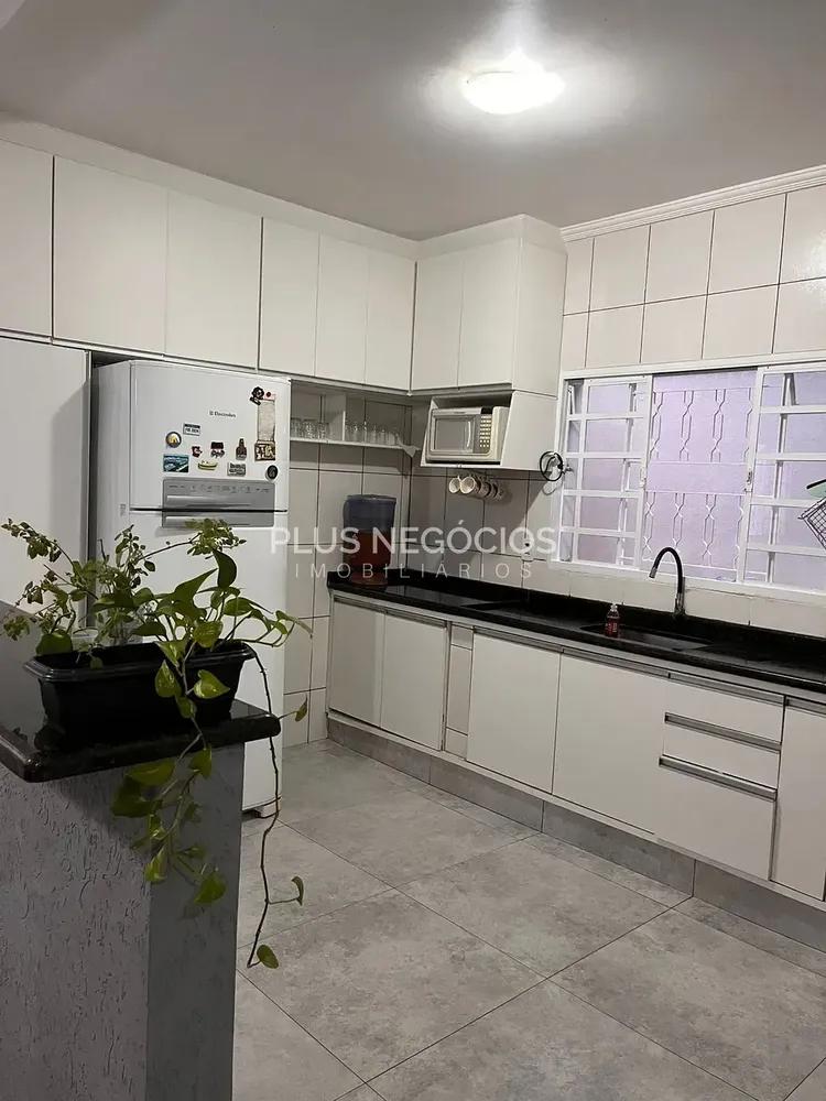 Casa, 3 quartos, 163 m² - Foto 3