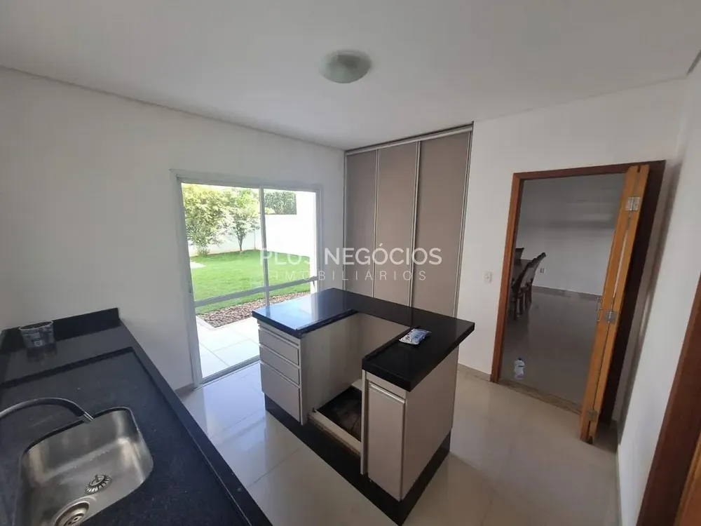 Casa, 3 quartos, 280 m² - Foto 6