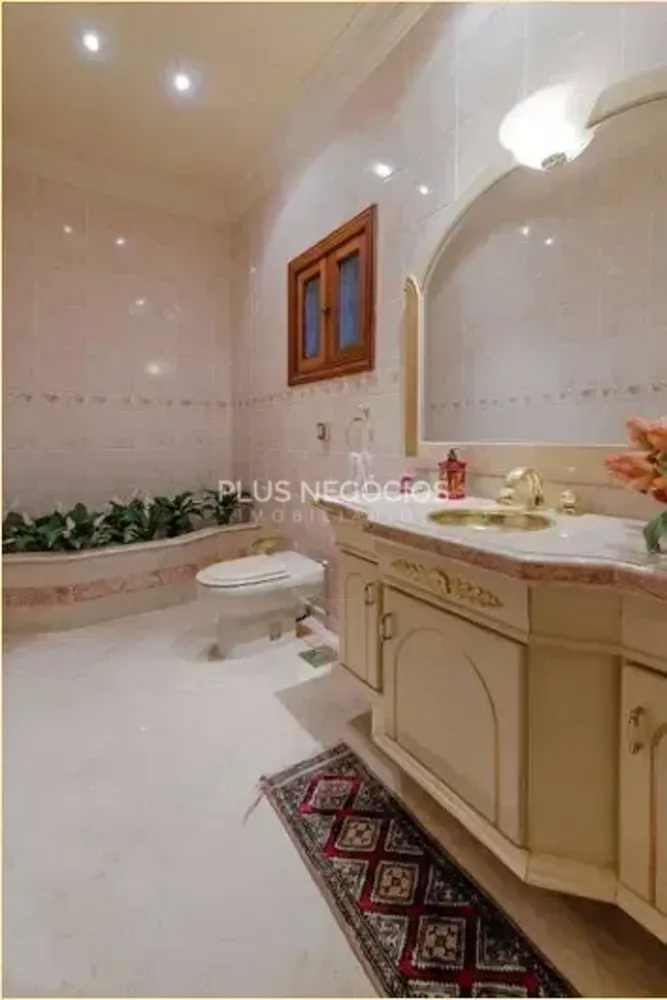 Casa, 6 quartos, 1300 m² - Foto 1