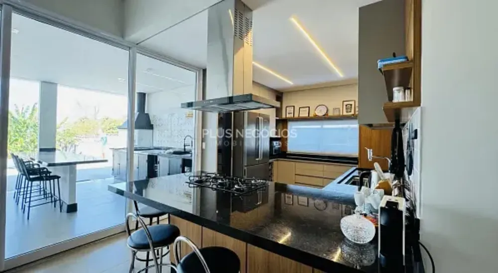 Casa, 4 quartos, 270 m² - Foto 5