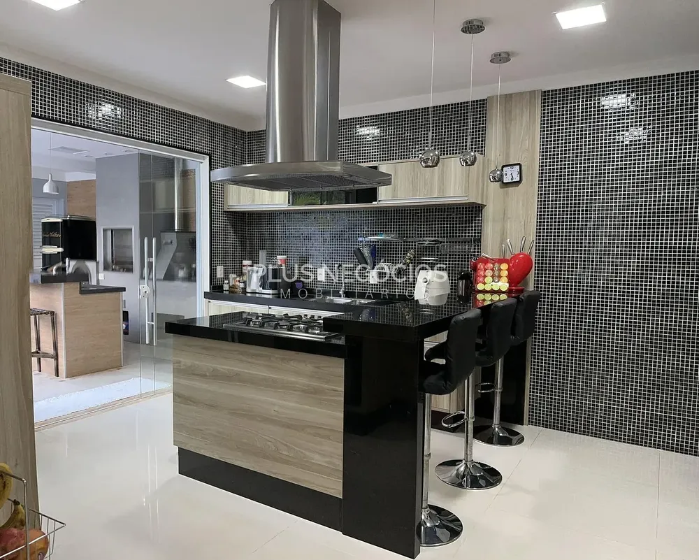 Casa, 3 quartos, 324 m² - Foto 8