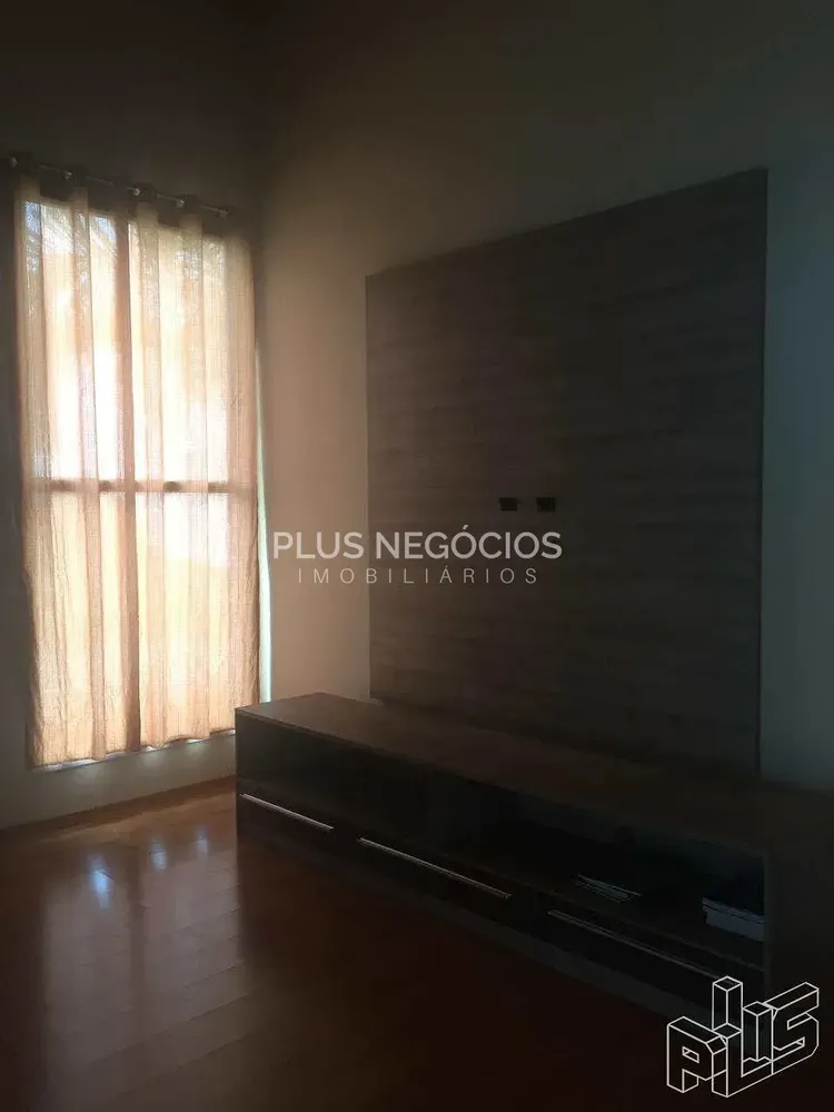 Casa, 3 quartos, 400 m² - Foto 1