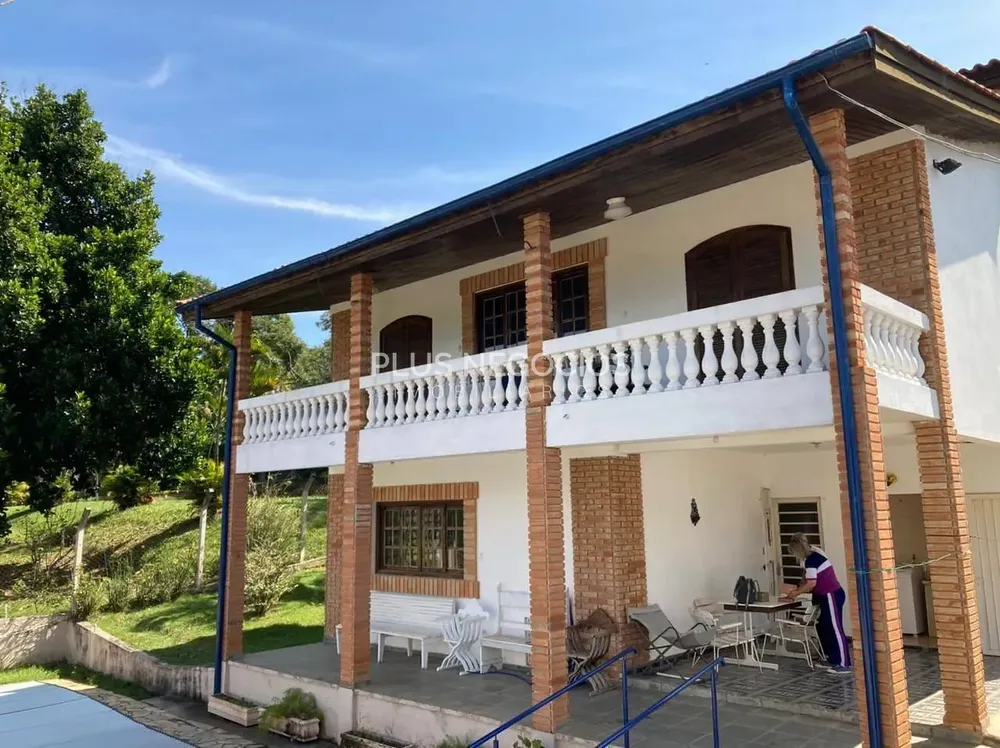 Chácara, 4 quartos, 3000 m² - Foto 1