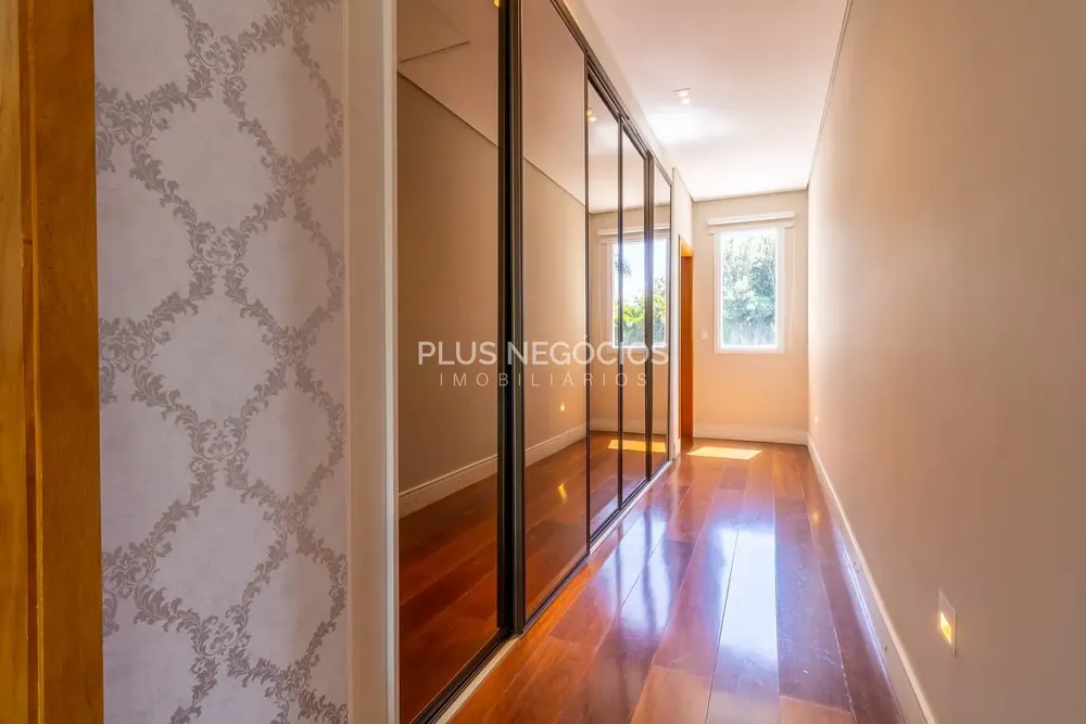 Casa, 4 quartos, 541 m² - Foto 1
