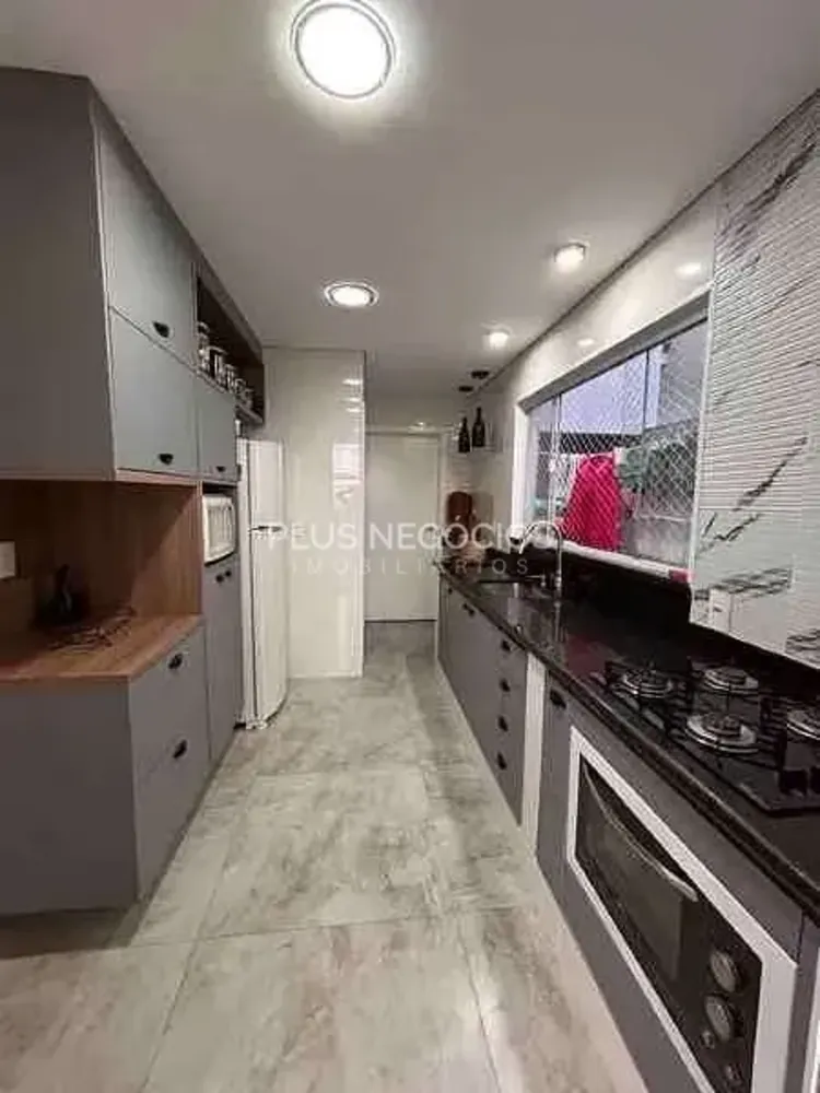 Casa, 4 quartos, 230 m² - Foto 2