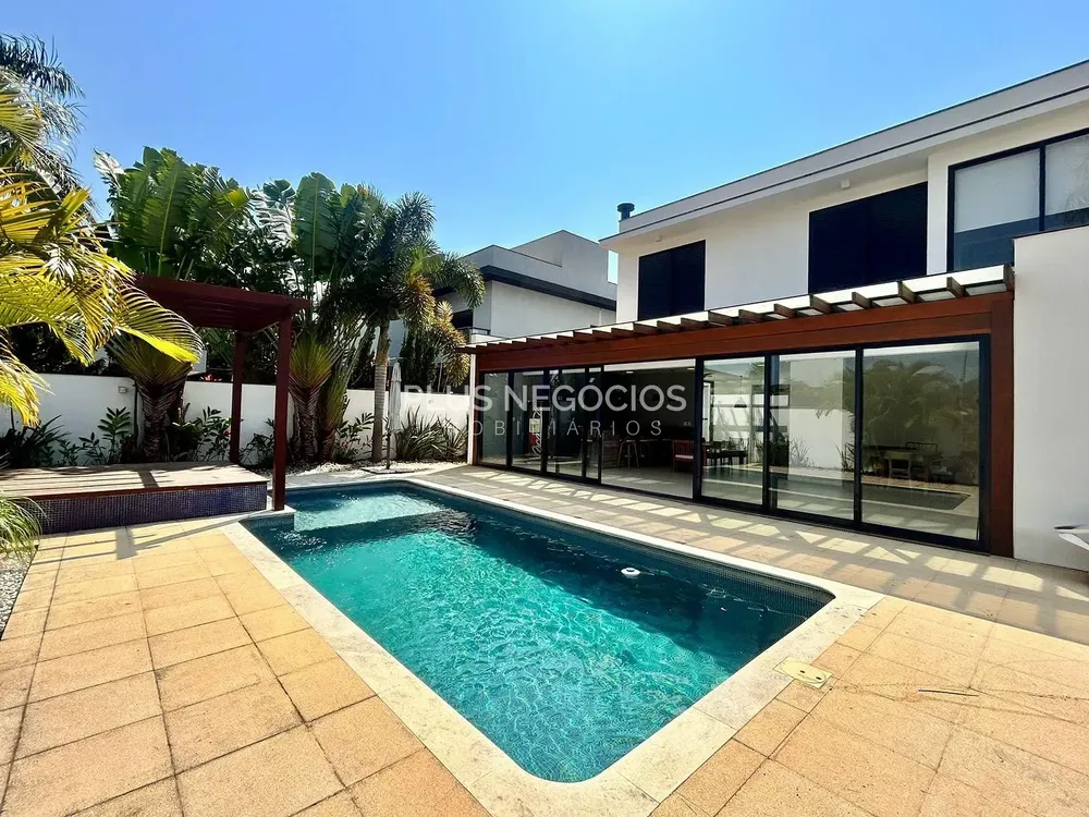 Casa, 3 quartos, 435 m² - Foto 1