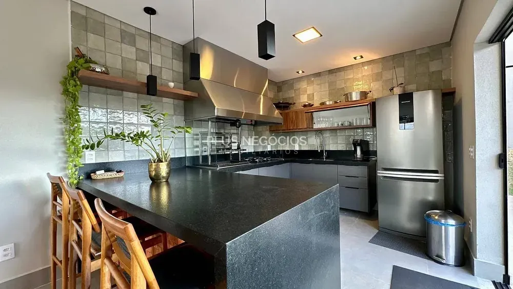 Casa, 4 quartos, 403 m² - Foto 1
