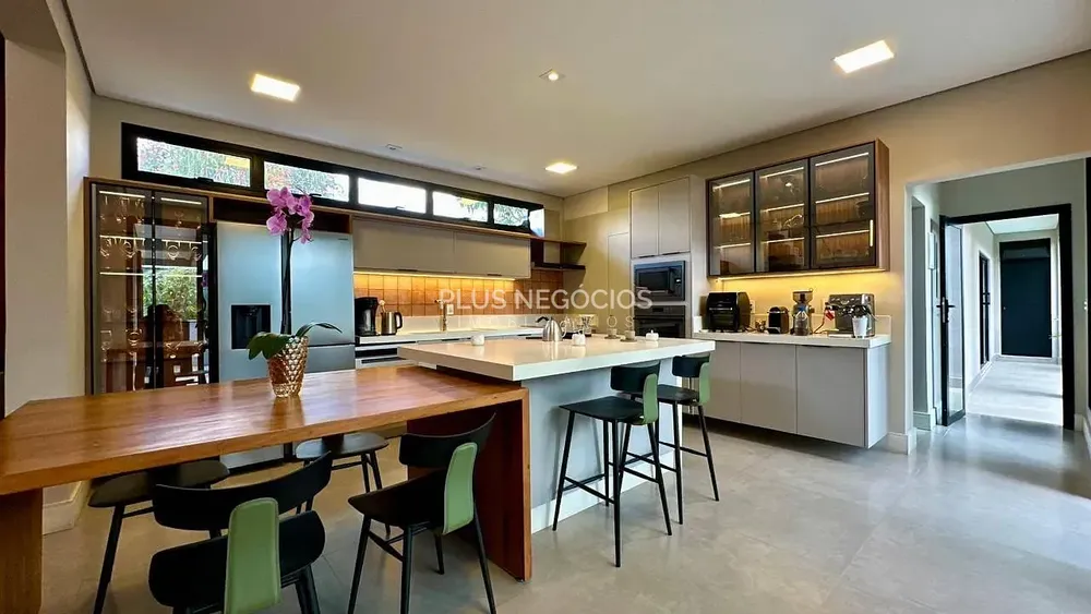 Casa, 4 quartos, 403 m² - Foto 3