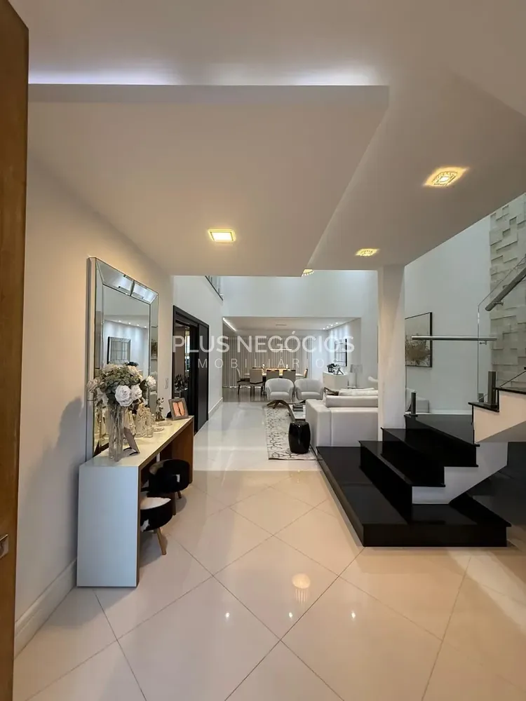 Casa, 4 quartos, 368 m² - Foto 2