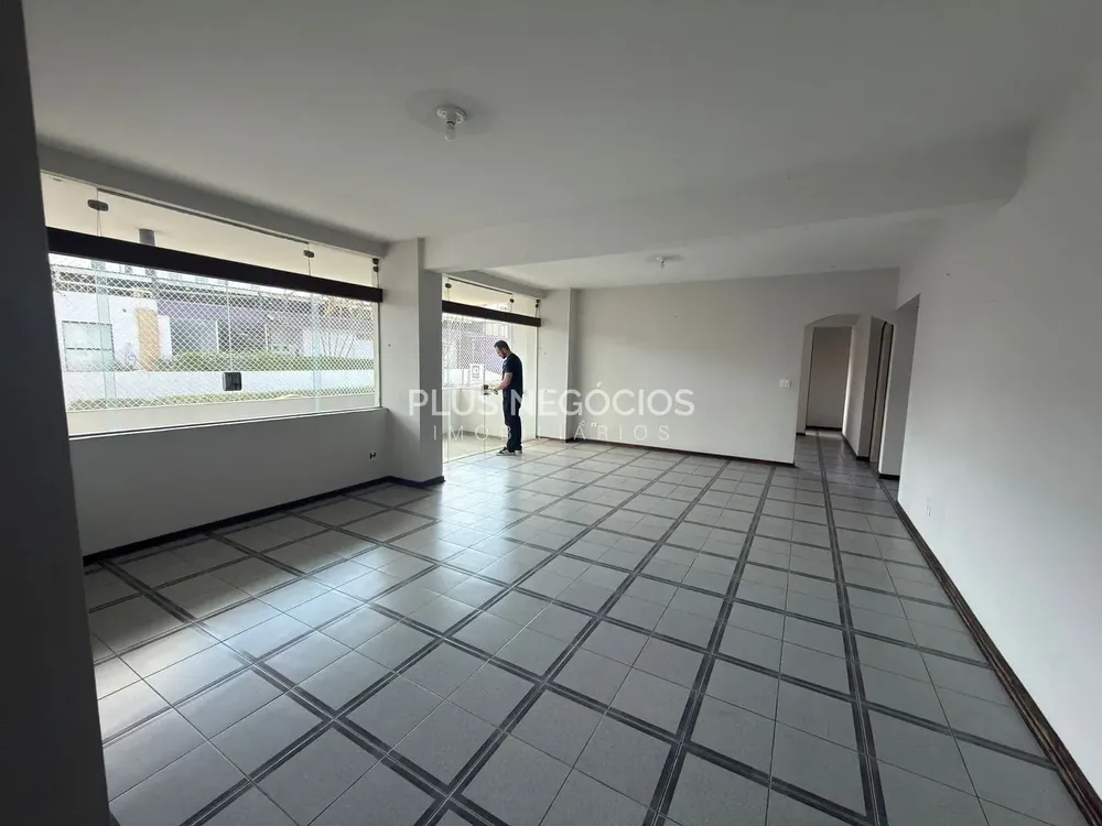 Apartamento, 4 quartos, 196 m² - Foto 5