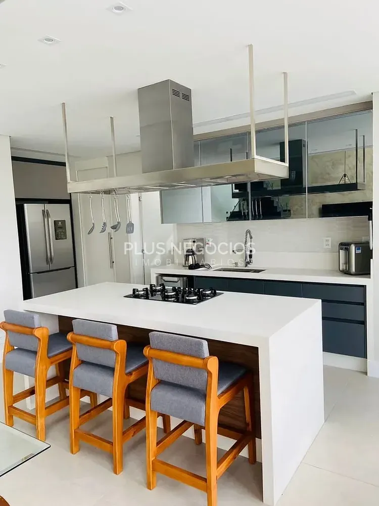 Casa, 3 quartos, 300 m² - Foto 3