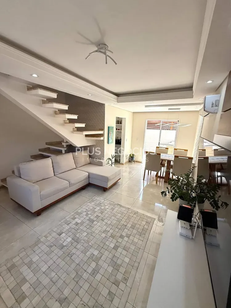 Casa, 3 quartos, 147 m² - Foto 3
